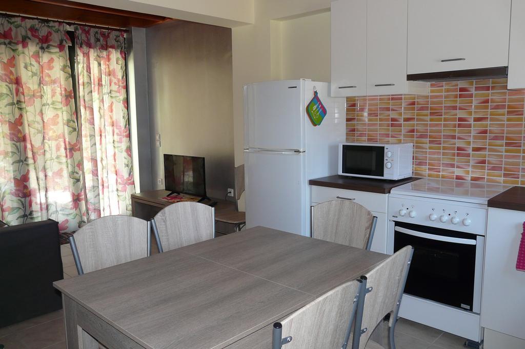 Villa Emmanouela Xi Beach Ngoại thất bức ảnh