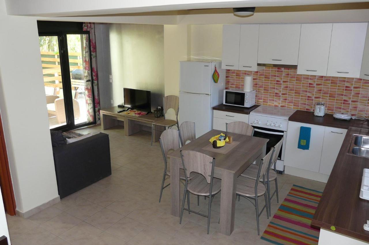Villa Emmanouela Xi Beach Ngoại thất bức ảnh